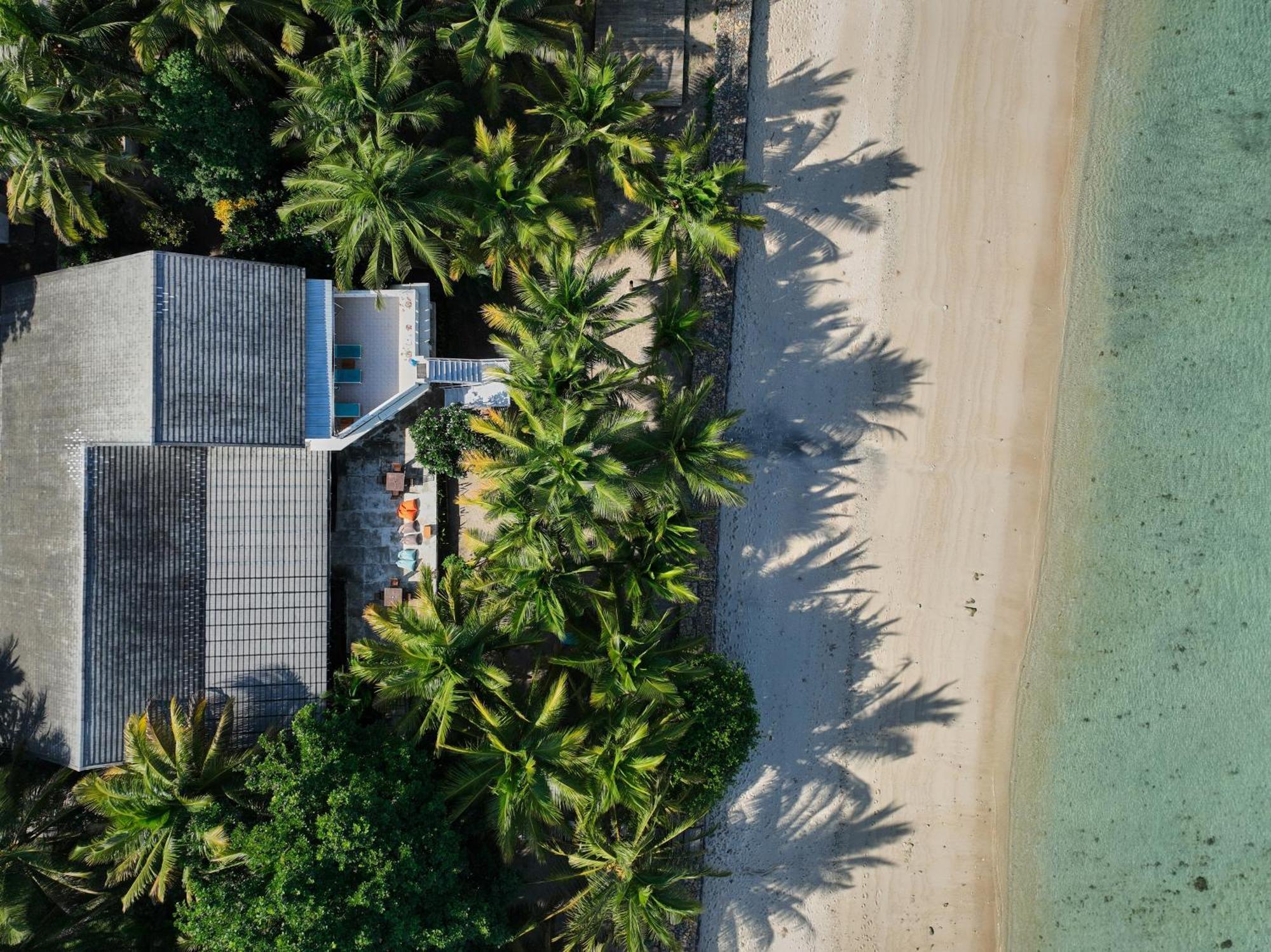 Myamo Beach Lodge Jereweh Exteriör bild